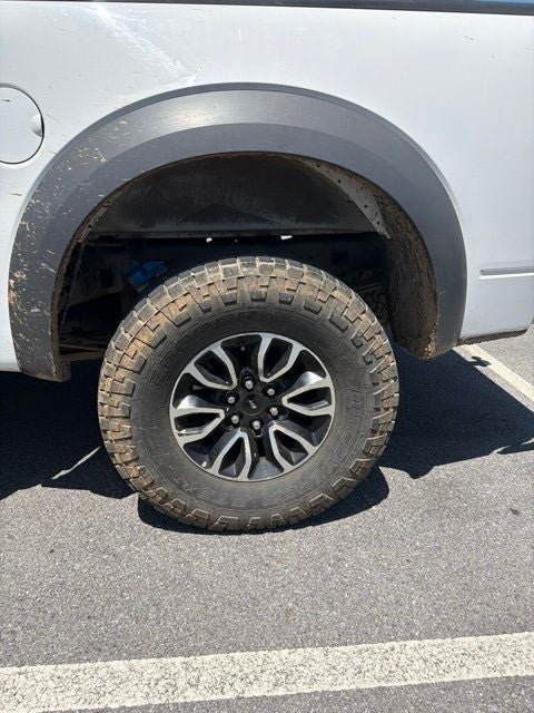 Used 2013 Ford F150 Raptor w/ Plus Pkg AWD/4WD image 21