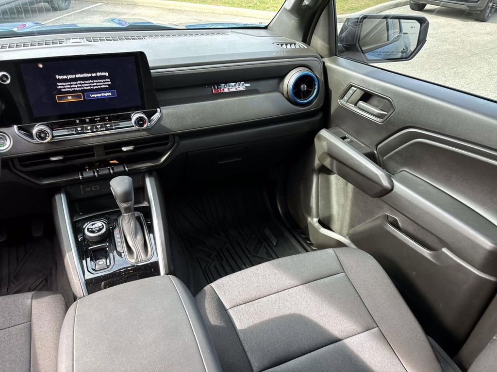 Used 2024 Chevrolet Colorado Trail Boss w/ Advanced Trailering Package image 32