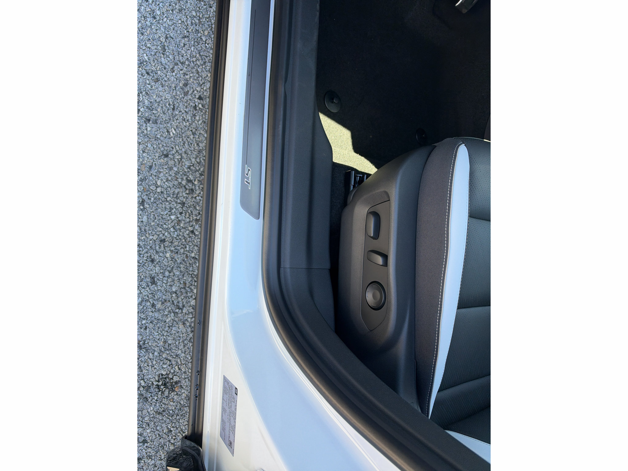 New 2026 Buick Envision Sport Touring AWD/4WD image 17