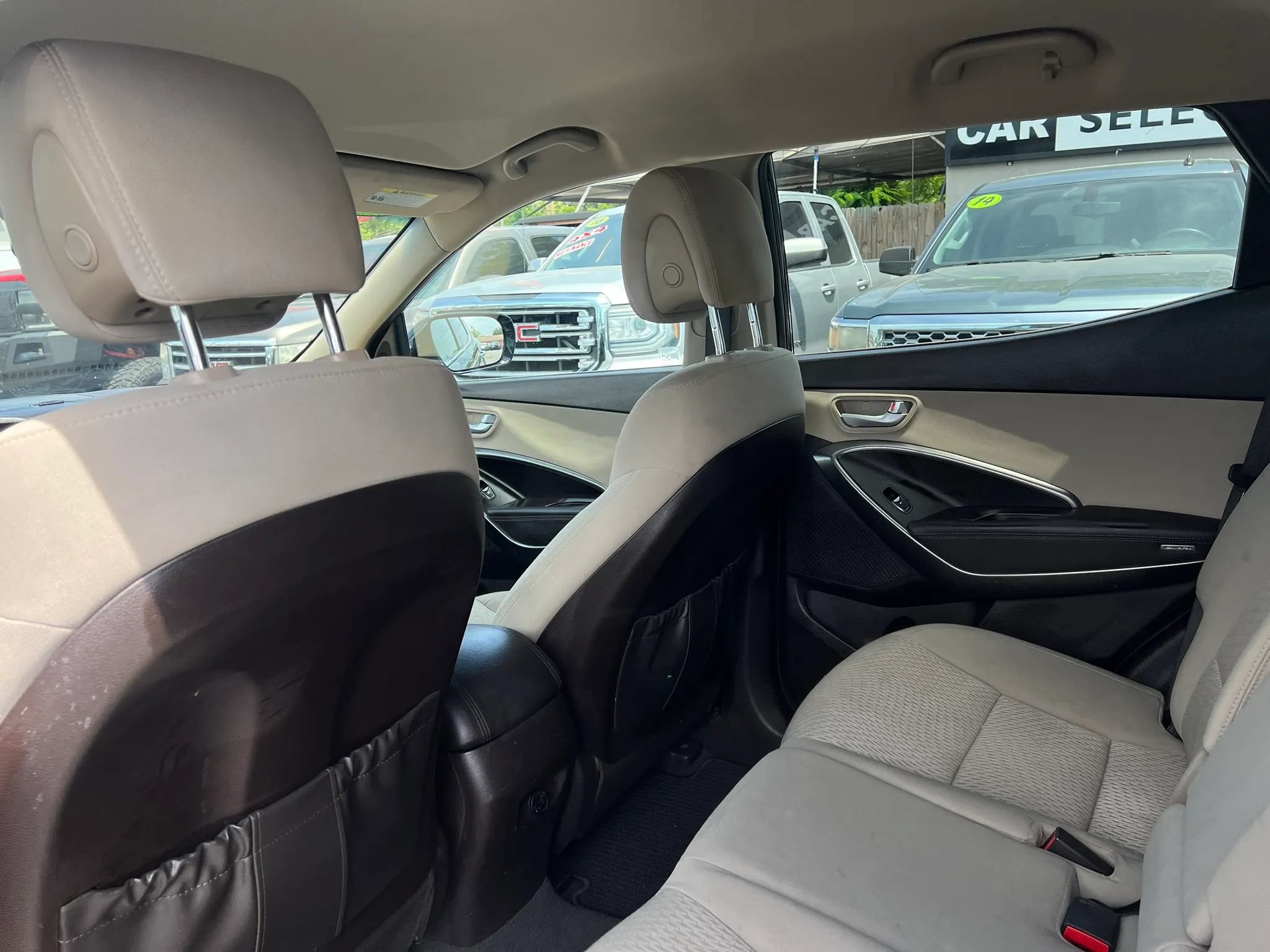 Used 2017 Hyundai Santa Fe Sport FWD image 11