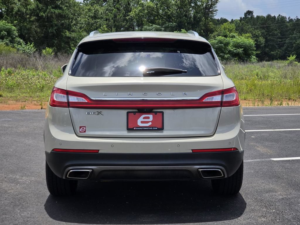 Used 2016 Lincoln MKX Select w/ Select Plus Package FWD image 7