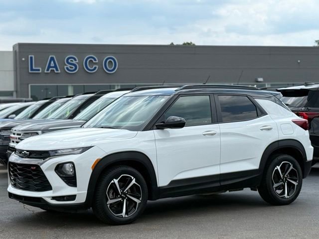 Used 2022 Chevrolet TrailBlazer RS w/ Technology Package FWD image 1