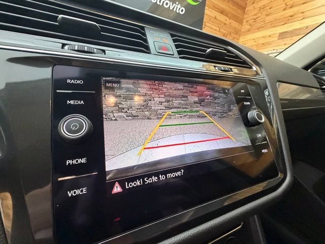Used 2019 Volkswagen Tiguan SE AWD/4WD image 23