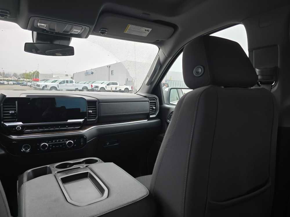 Used 2023 GMC Sierra 1500 SLE image 14