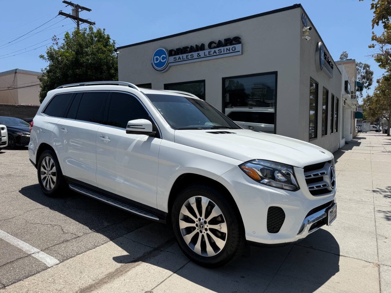 Used 2019 Mercedes-Benz GLS 450 4MATIC image 2