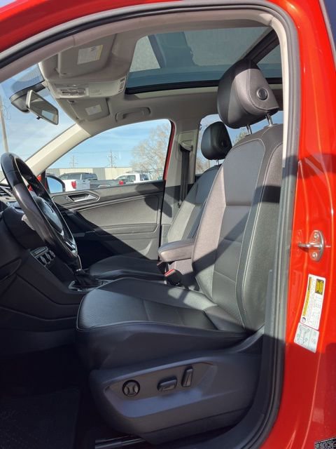 Used 2018 Volkswagen Tiguan SE image 27