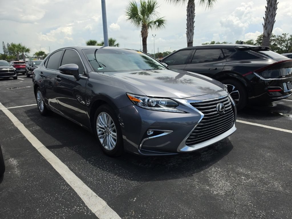 Used 2016 Lexus ES 350 w/ Premium Package w/Wood Trim FWD image 1
