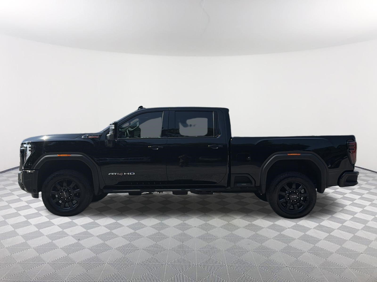 Certified 2024 GMC Sierra 2500 AT4 w/ AT4 Premium Plus Package AWD/4WD image 2