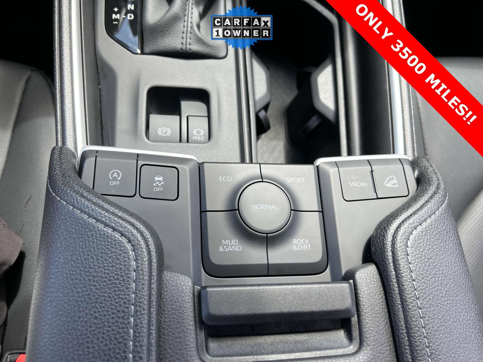 Used 2025 Toyota Grand Highlander AWD image 27