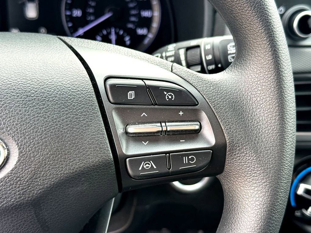 Used 2022 Hyundai Kona SEL w/ Cargo Package image 15