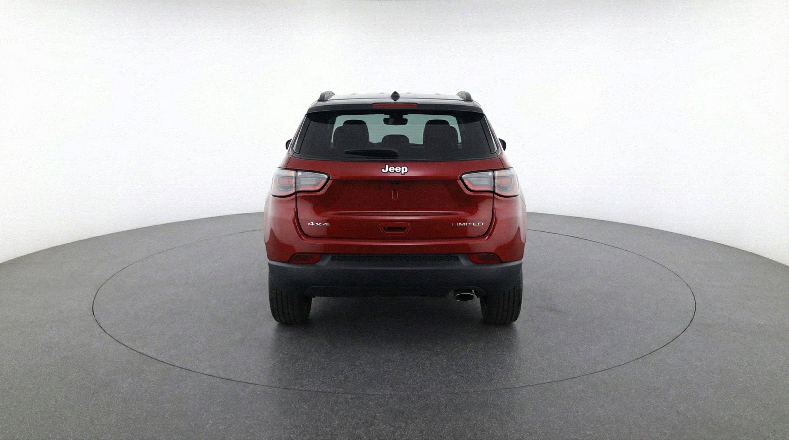 Used 2025 Jeep Compass Trailhawk AWD/4WD image 7