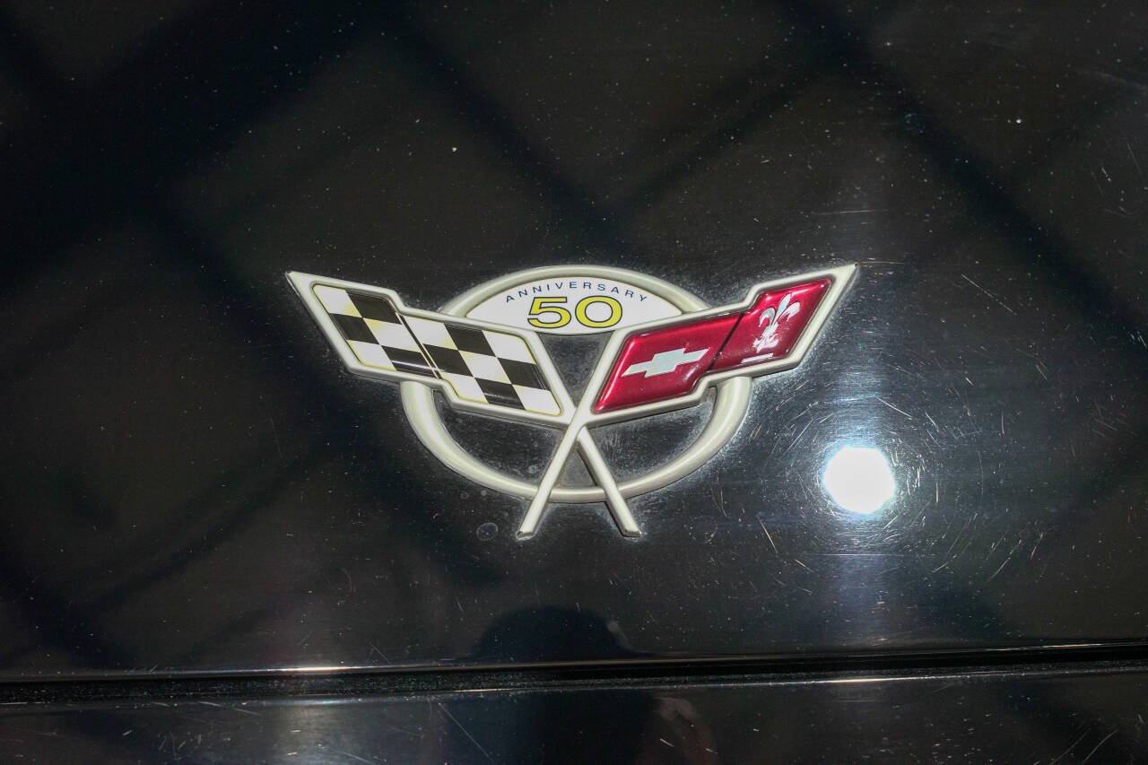 Used 2003 Chevrolet Corvette Convertible w/ Preferred Equipment Group1 RWD image 38