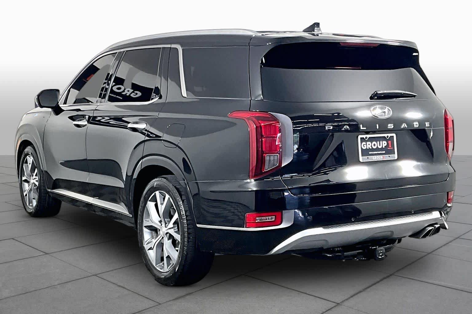 Used 2021 Hyundai Palisade Limited FWD image 11