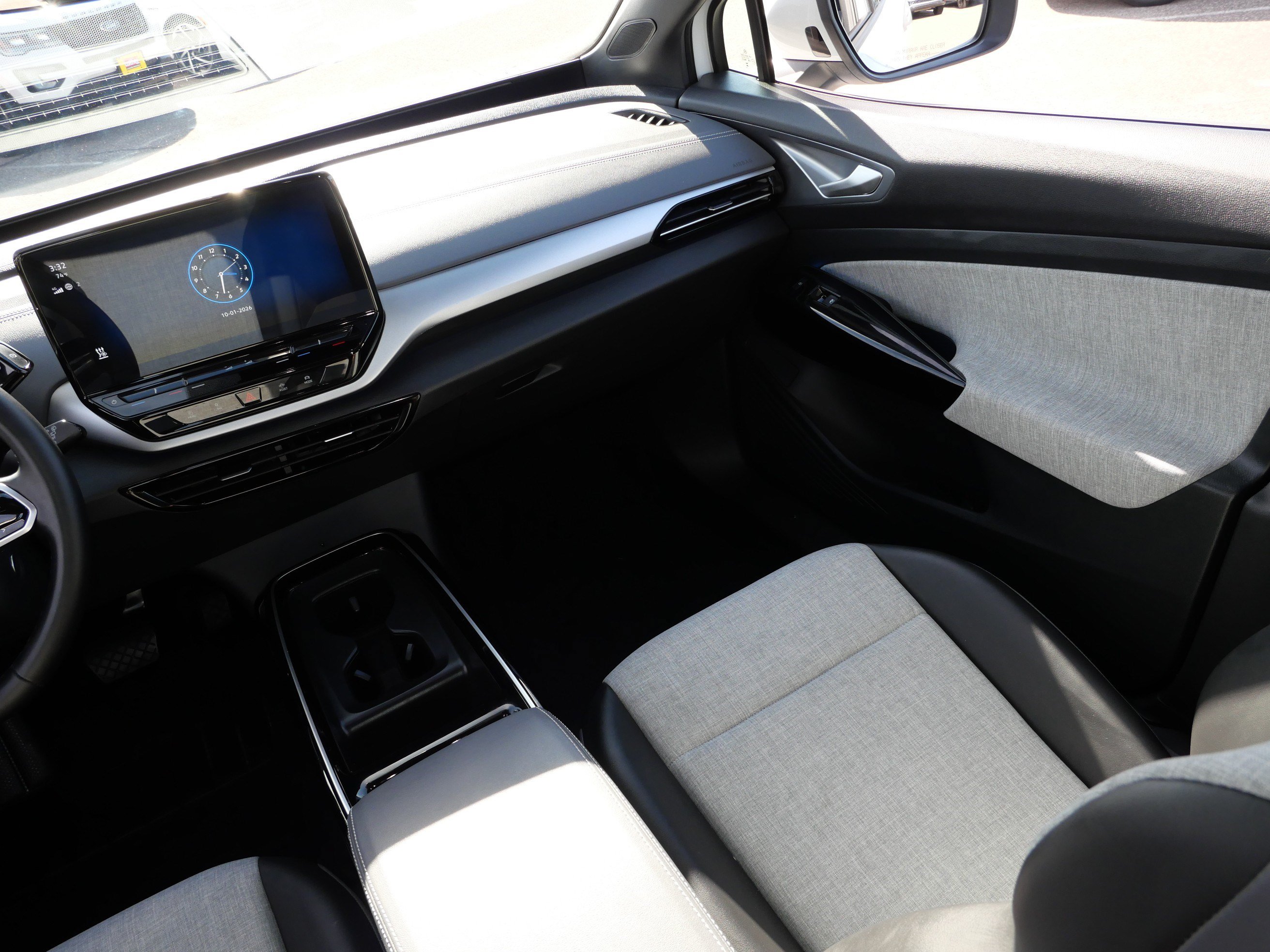 Used 2024 Volkswagen ID.4 2WD image 11