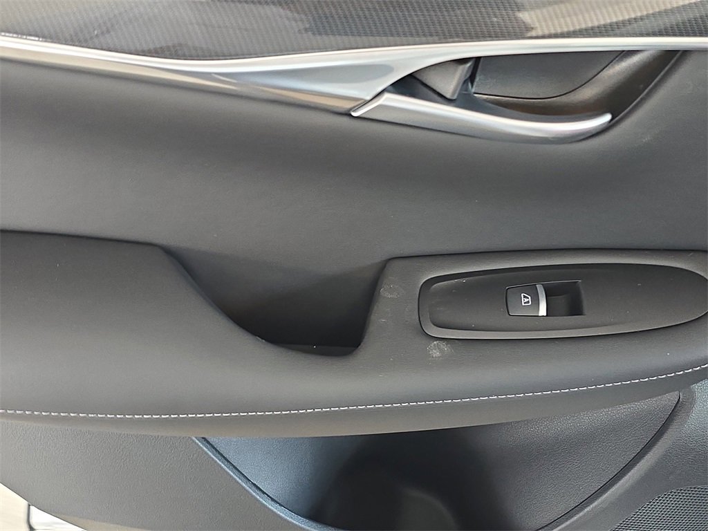 New 2025 INFINITI QX50 Sport image 9