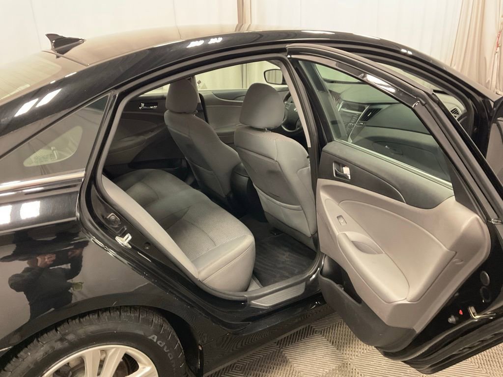 Used 2012 Hyundai Sonata GLS w/ Popular Equipment Pkg image 21
