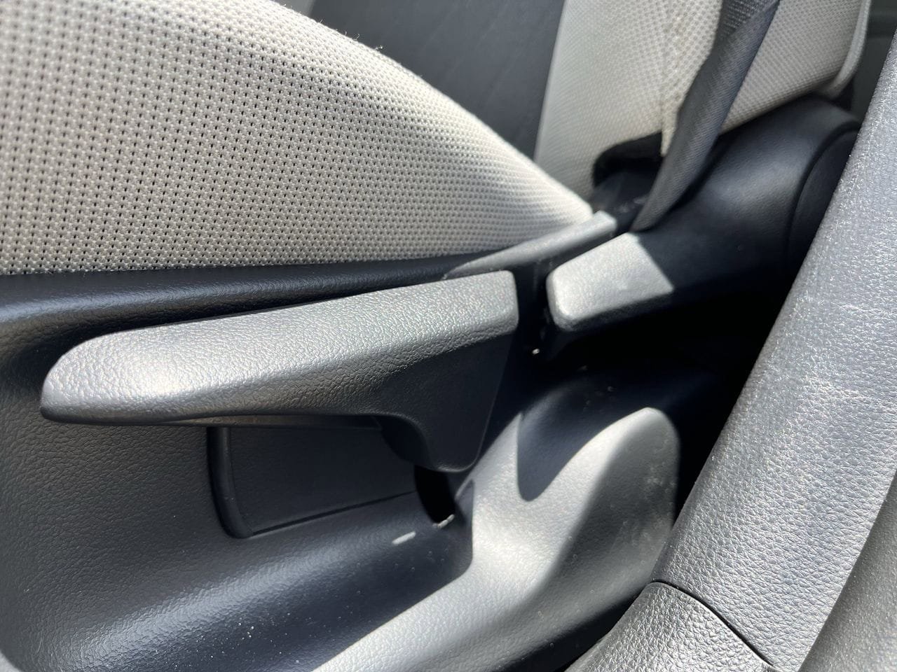Used 2025 Toyota Corolla LE FWD image 23