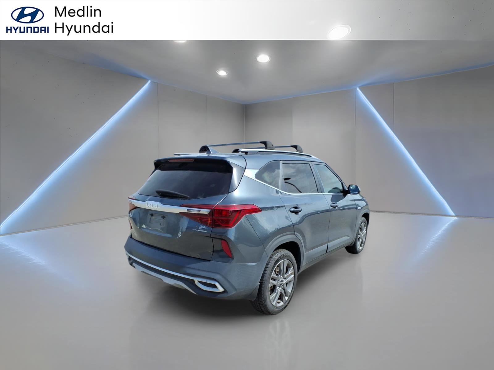 Used 2023 Kia Seltos S image 3