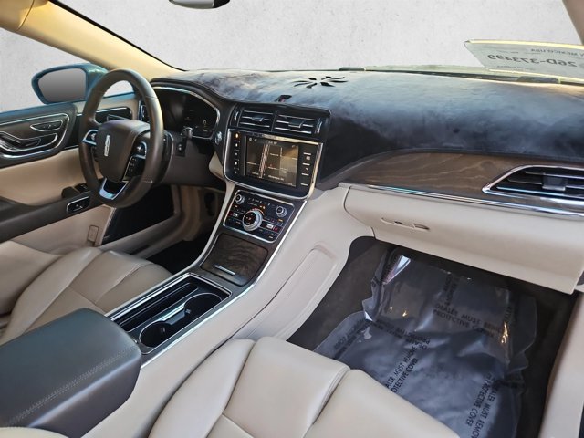 Used 2020 Lincoln Continental w/ Convenience Package FWD image 23