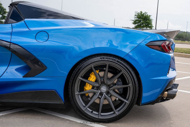 Used 2024 Chevrolet Corvette Stingray Premium Conv w/ Stealth Interior Trim Package RWD image 5