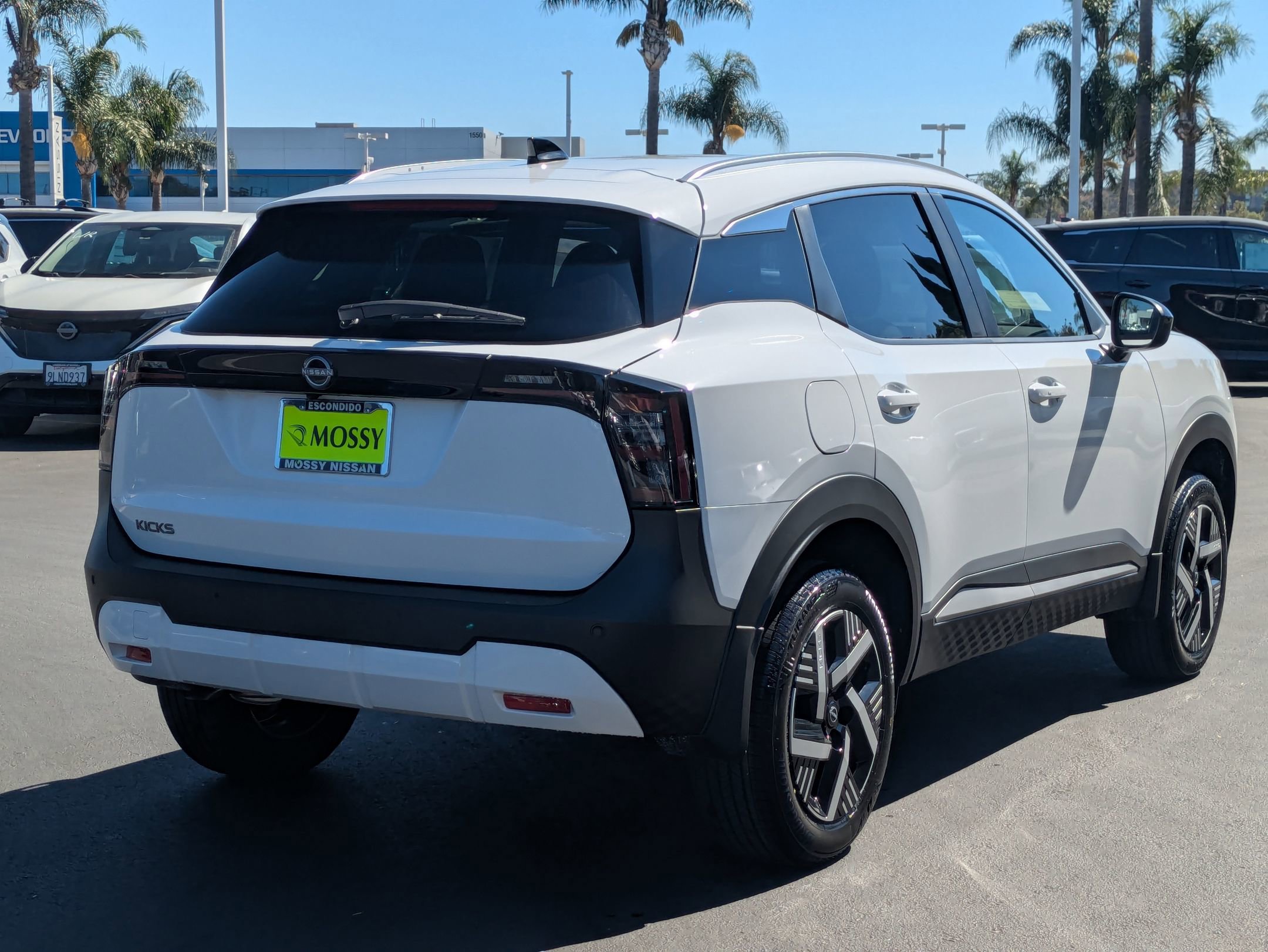 New 2026 Nissan Kicks SV image 5