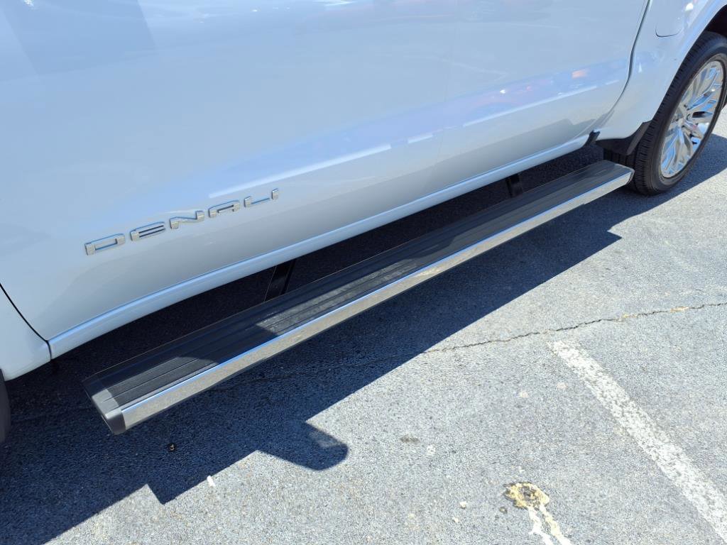 Used 2022 GMC Sierra 1500 Denali w/ Denali Reserve Package image 10