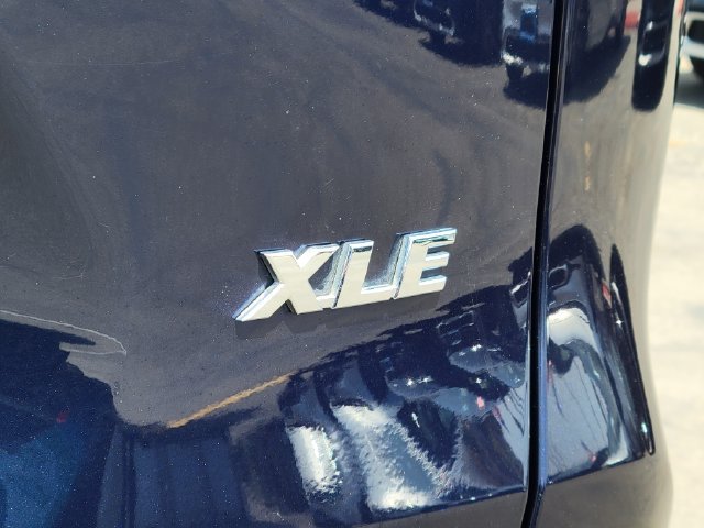 Used 2023 Toyota RAV4 XLE FWD image 23