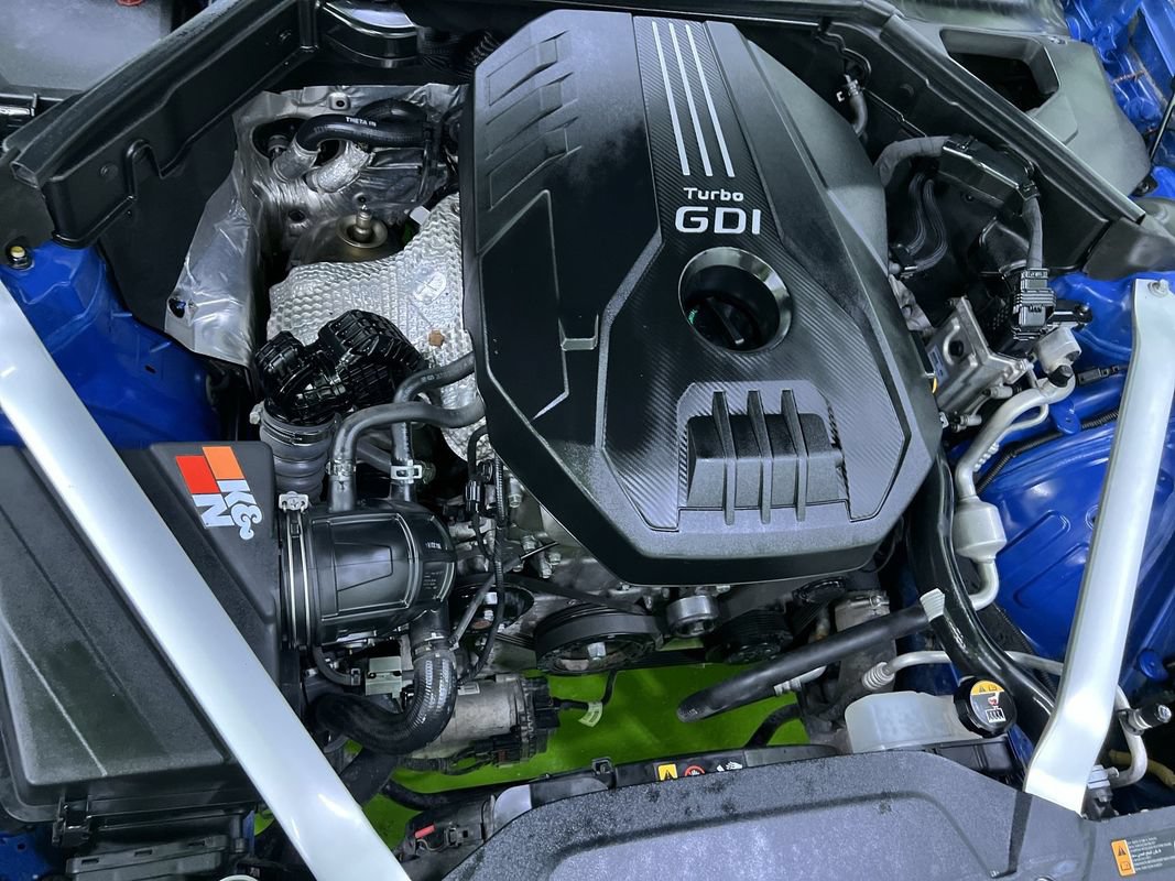 Used 2018 Kia Stinger RWD image 27