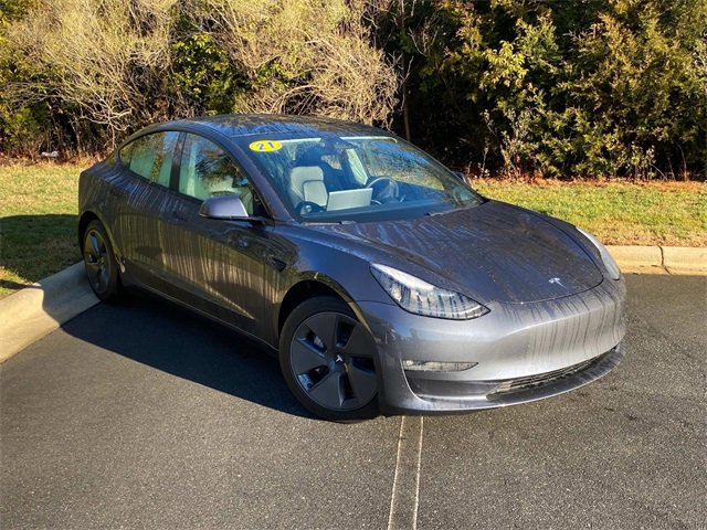 Used 2021 Tesla Model 3 Long Range image 1