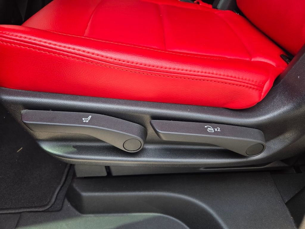 Used 2022 Chevrolet Tahoe LT image 8