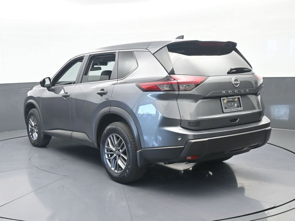 Used 2025 Nissan Rogue S FWD image 4