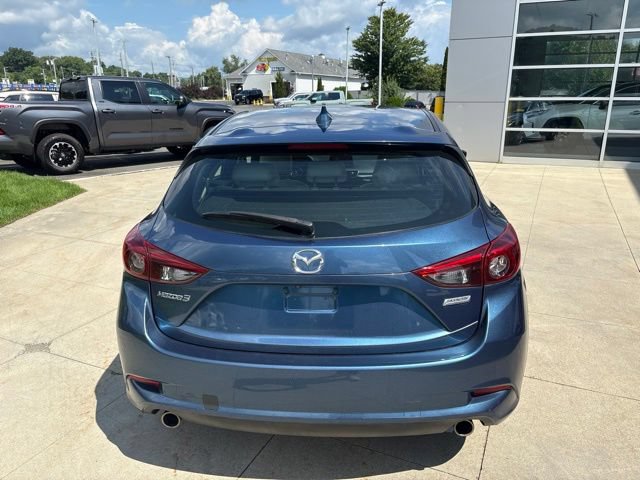 Used 2018 MAZDA MAZDA3 Grand Touring w/ Premium Equipment Package FWD image 6