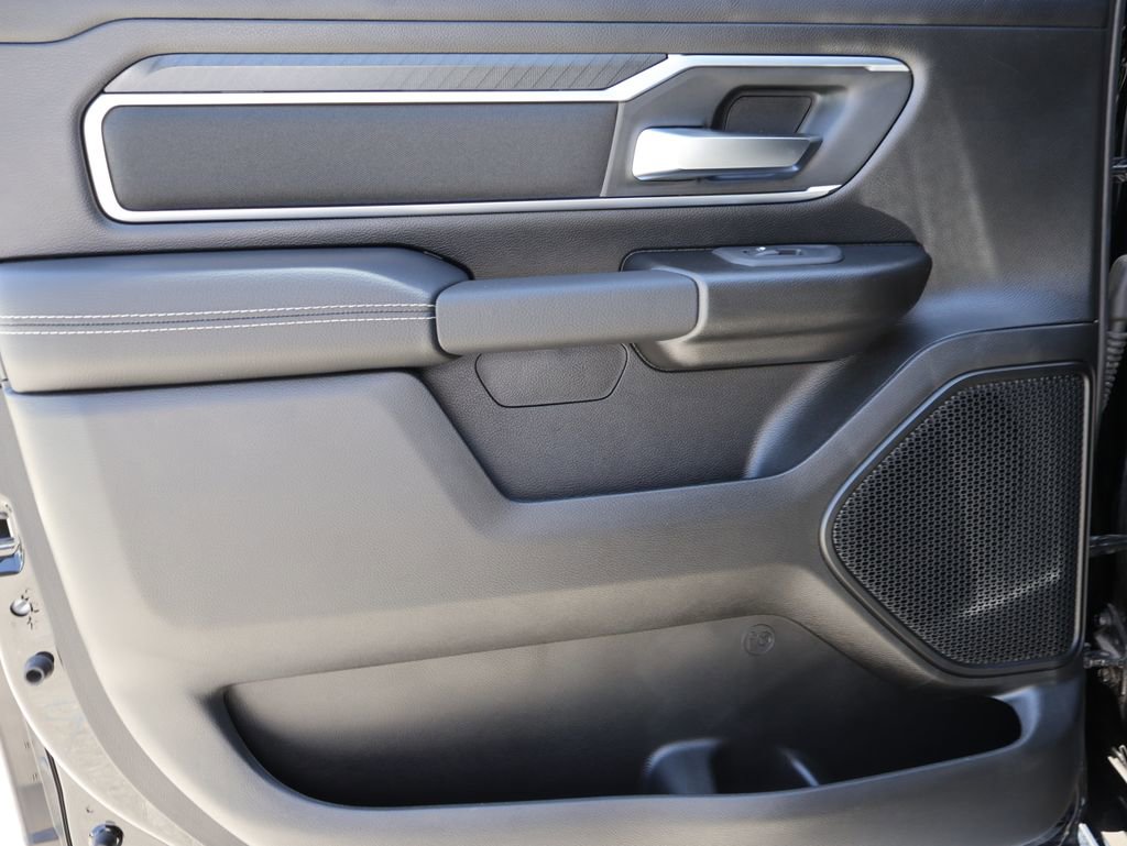 New 2026 RAM 1500 Big Horn AWD/4WD image 16