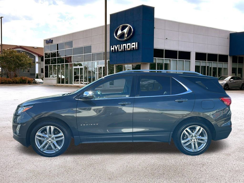 Used 2018 Chevrolet Equinox Premier image 2