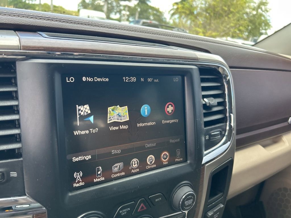 Used 2014 RAM 1500 Laramie w/ Convenience Group image 10