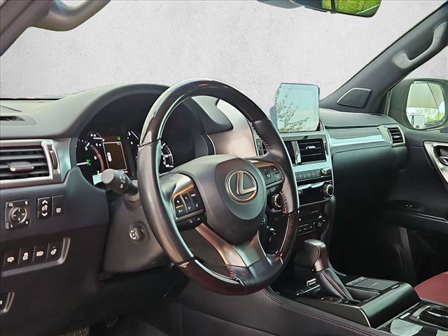 Used 2022 Lexus GX 460 Premium w/ Premium Package AWD/4WD image 9