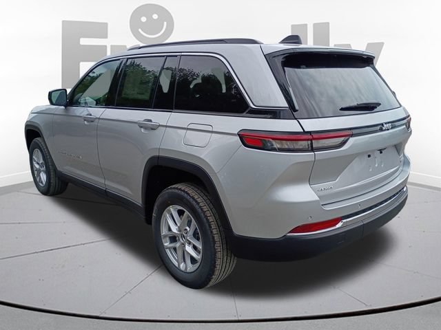 New 2026 Jeep Grand Cherokee Laredo X AWD/4WD image 7