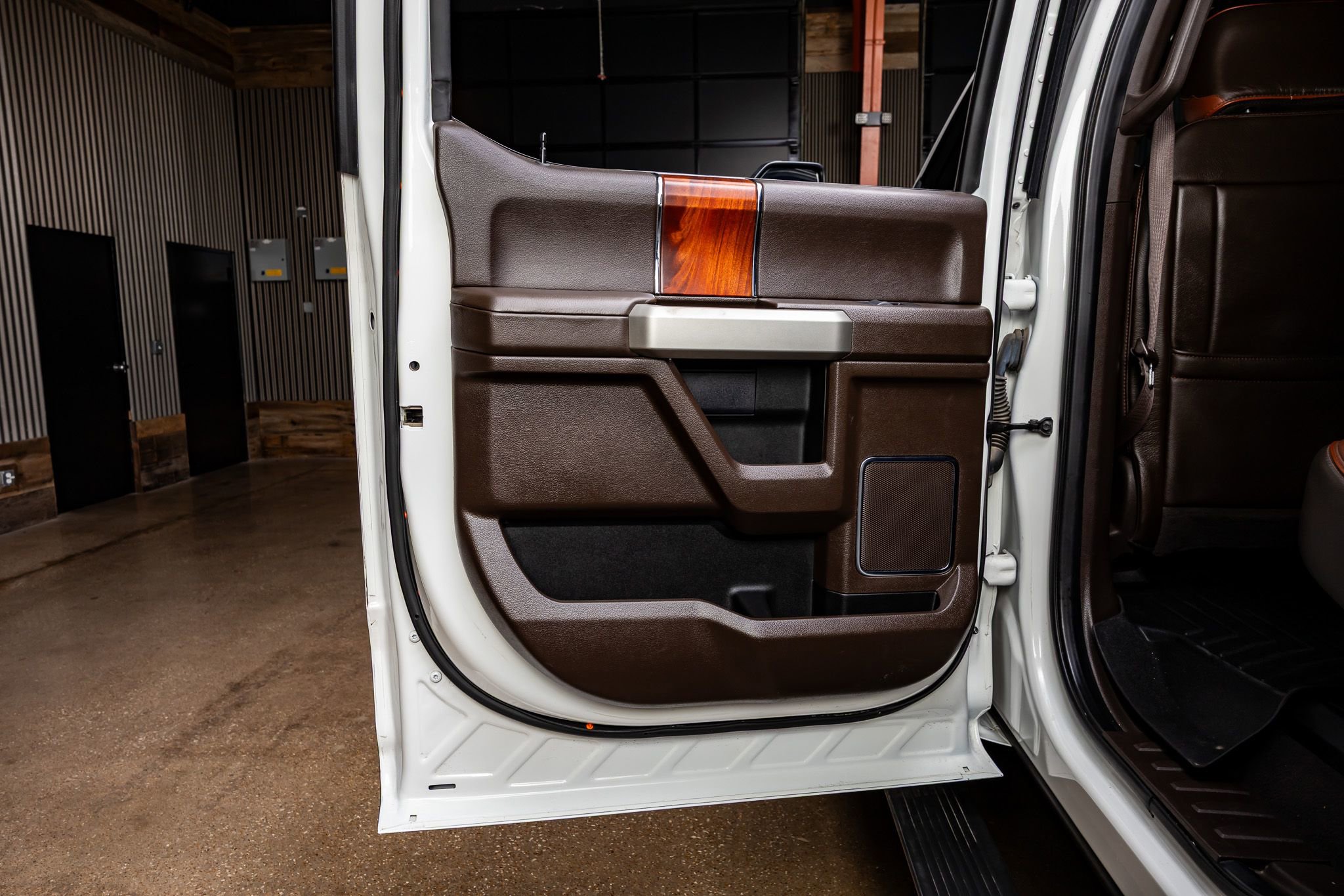 Used 2022 Ford F350 King Ranch w/ King Ranch Ultimate Package image 38