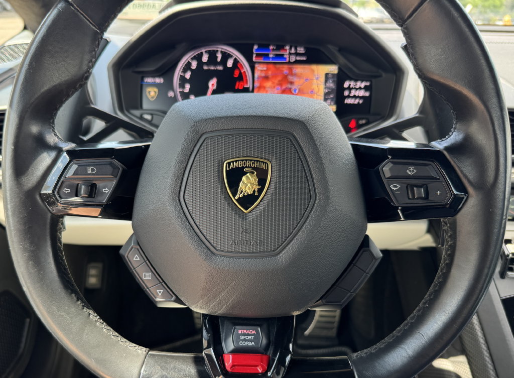 Used 2018 Lamborghini Huracan LP 580-2 RWD image 19