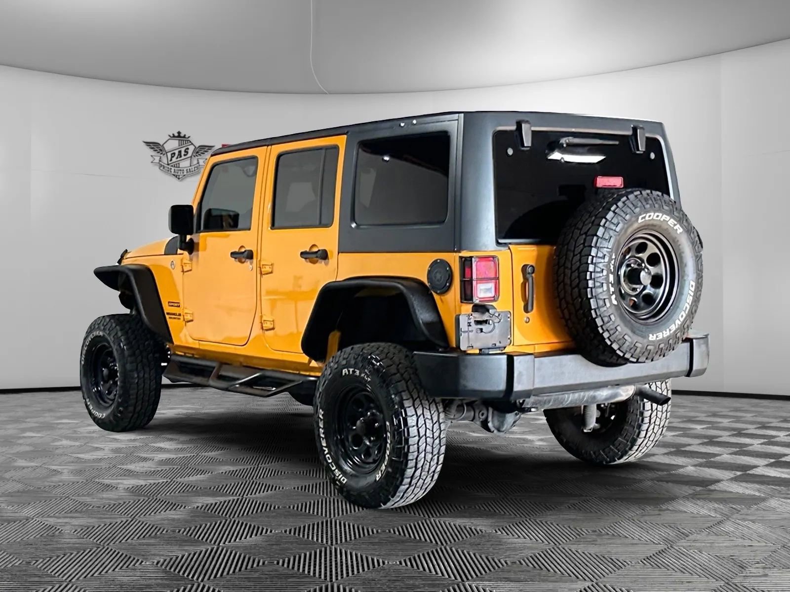 Used 2013 Jeep Wrangler Unlimited Sport image 5