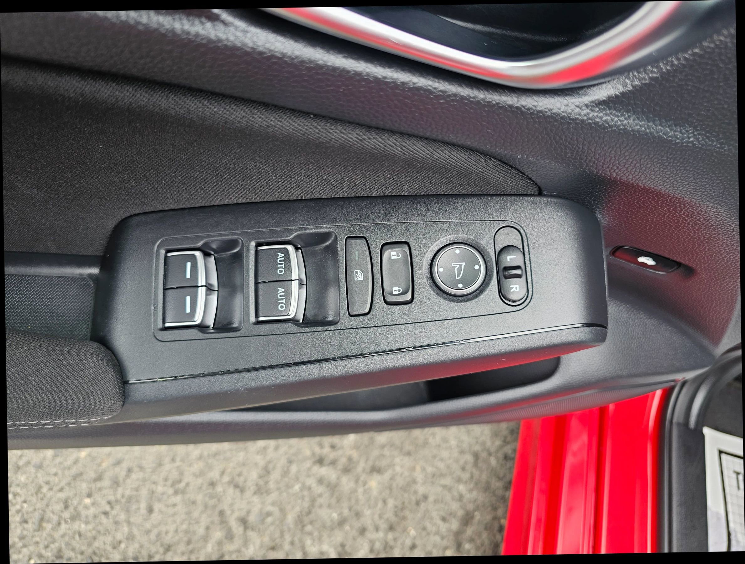 Used 2022 Honda Civic EX image 5