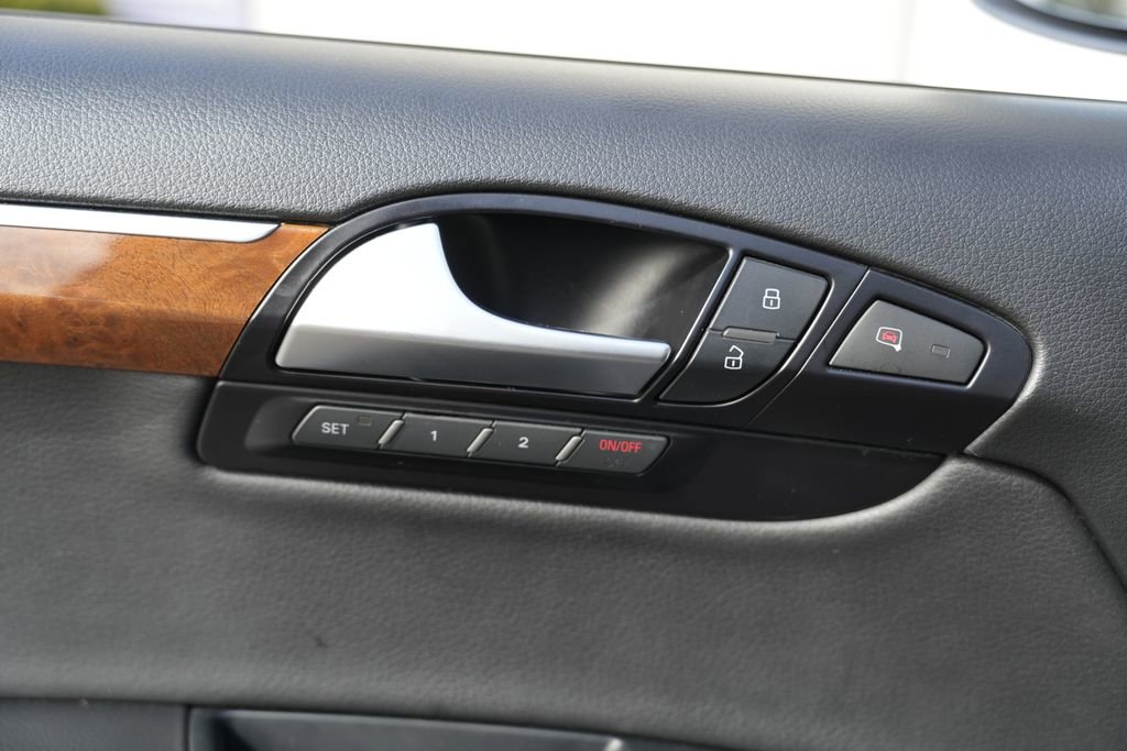 Used 2015 Audi Q7 3.0T Premium Plus w/ Premium Plus Package image 24