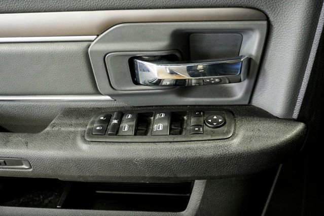 Used 2023 RAM 1500 Classic SLT image 21