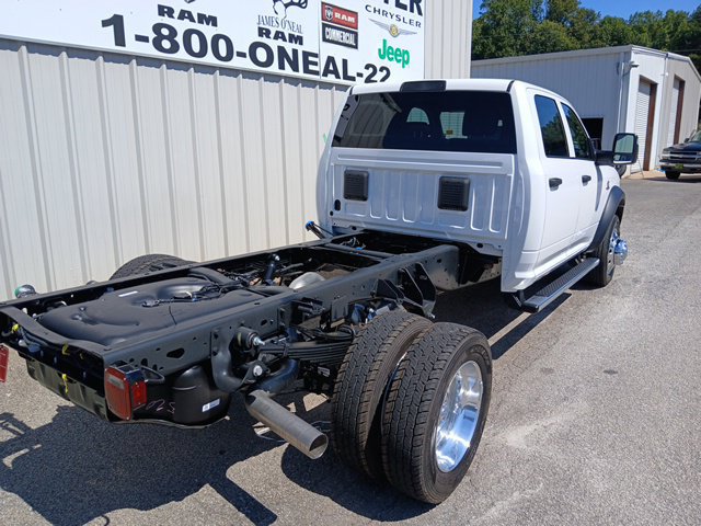 New 2027 RAM 4500 Tradesman w/ Chrome Appearance Group AWD/4WD image 3