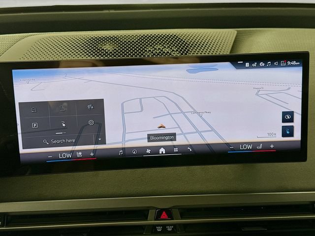 Used 2026 BMW iX xDrive60 w/ M Sport Package AWD/4WD image 13