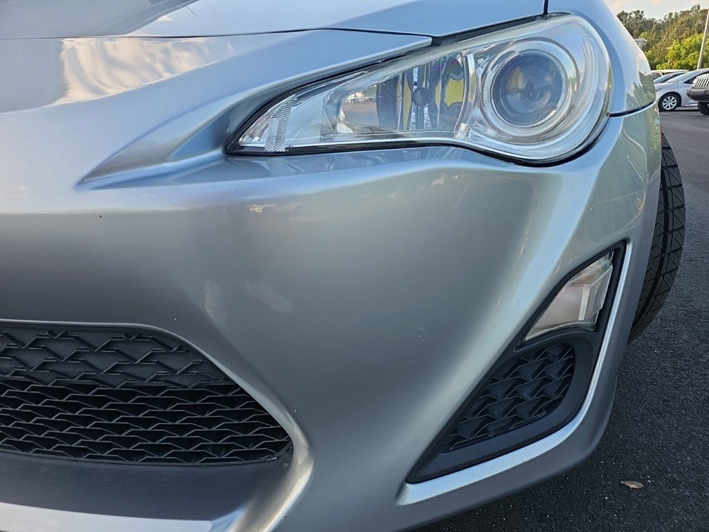 Used 2016 Scion FR-S RWD image 6