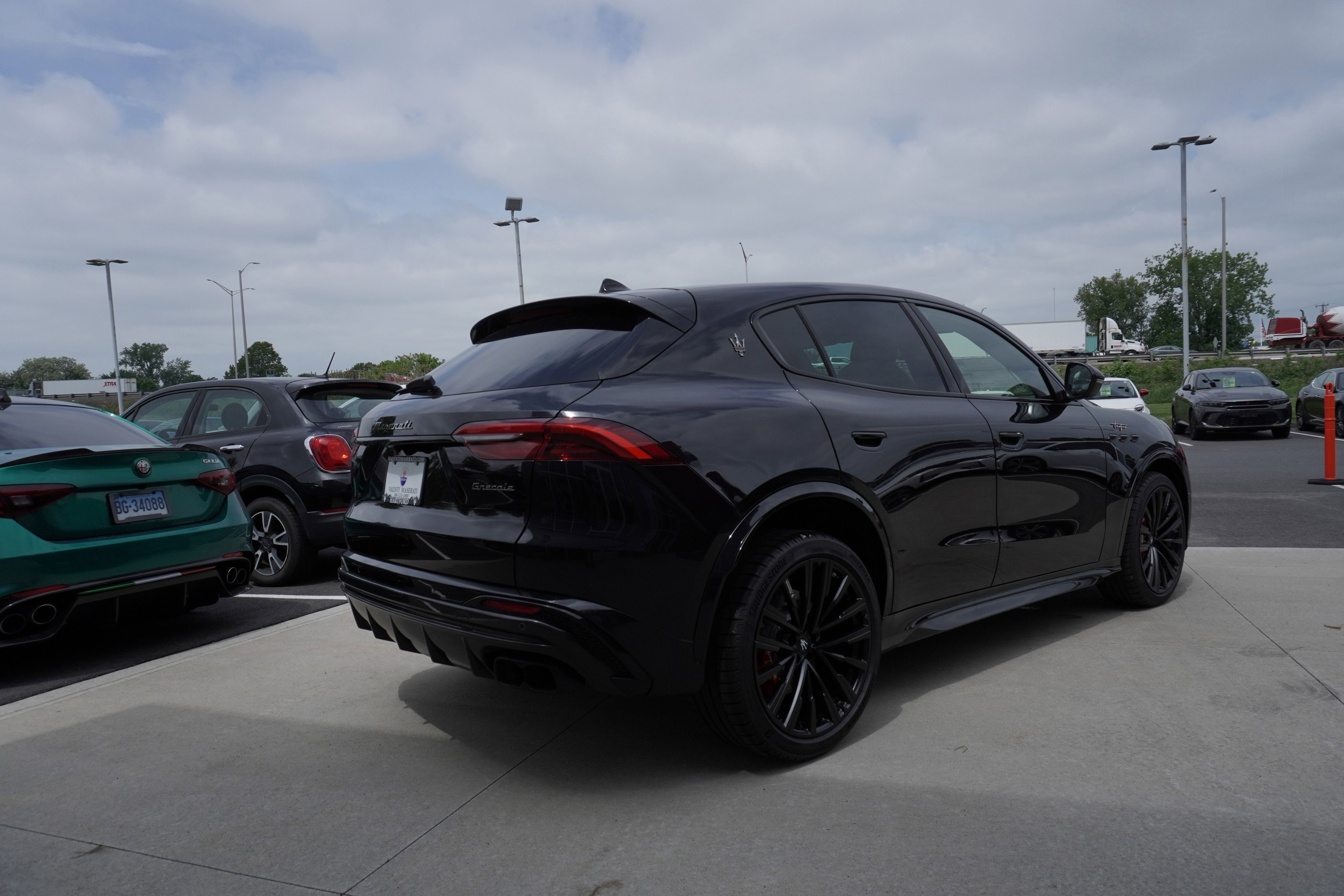 New 2025 Maserati Grecale Trofeo image 7