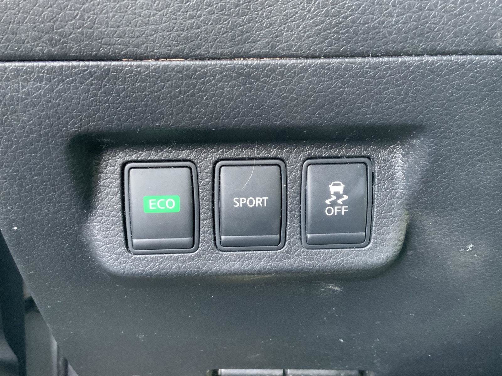 Used 2014 Nissan Sentra SV image 28