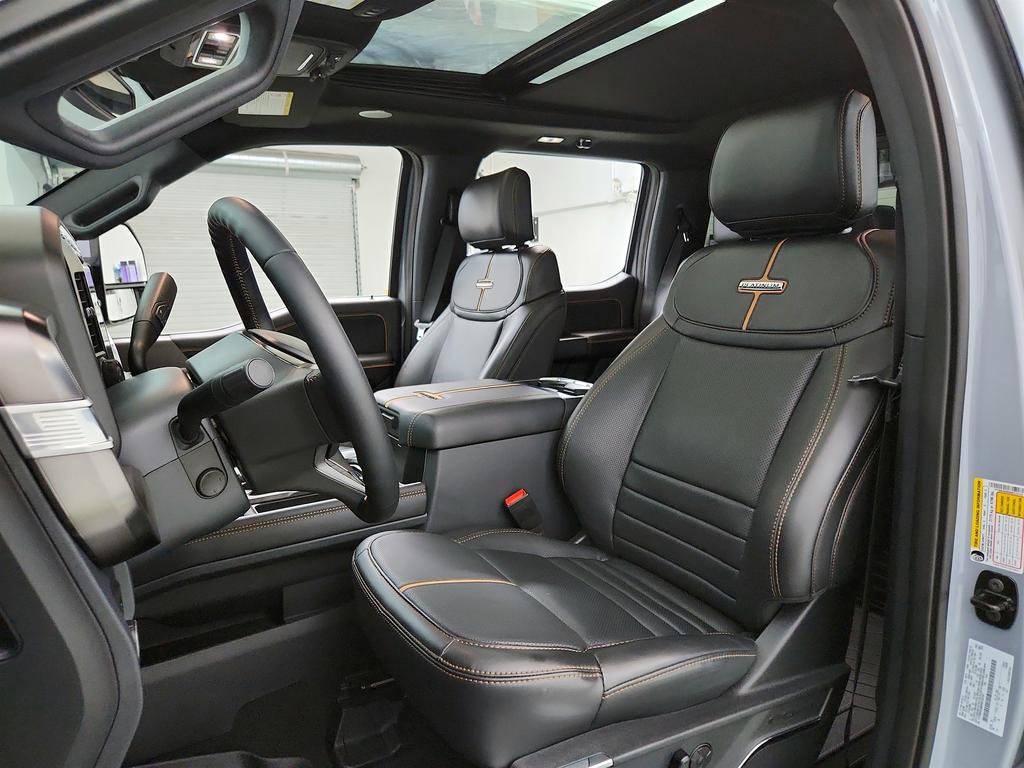 Used 2024 Ford F450 Platinum w/ FX4 Off-Road Package image 13