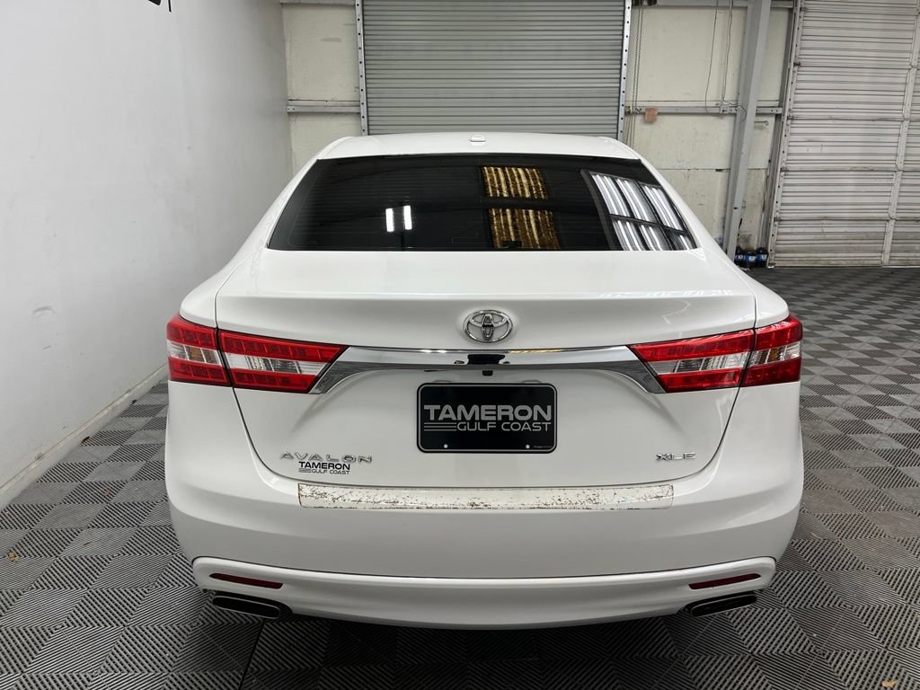 Used 2015 Toyota Avalon XLE FWD image 10